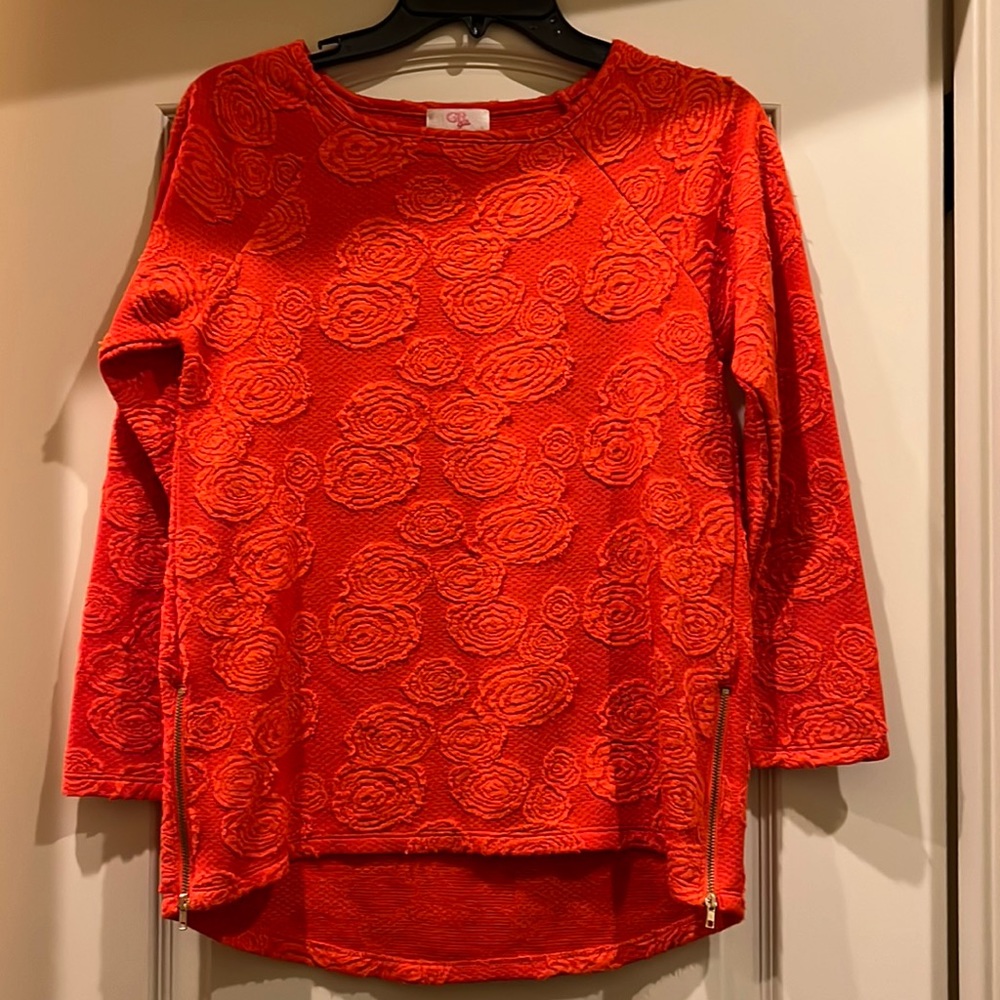 GBgals adorable long sleeve top